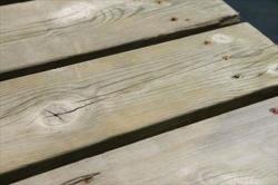 Painekyllästettyä puuta