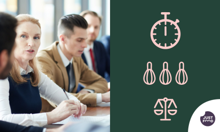 Päättäjiä kokouspöydässä.